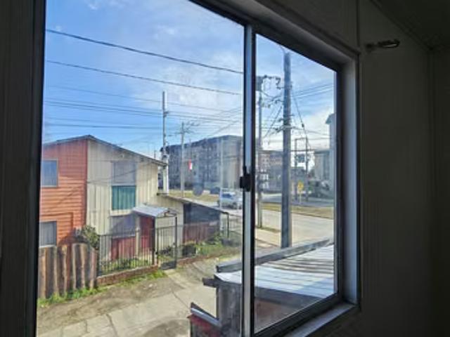 Vendo Casa de 2 Pisos – 3 Dormitorios / 1 Baño – Segunda Faja, Villarrica | 3 dormitorios por 110000. 00 en Villarrica