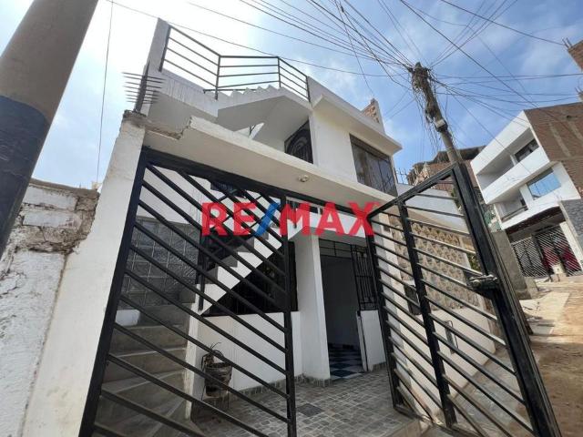 ✨ ¡Vendo Casa De 2 Pisos Con Gran Potencial De Inversión O Vivienda En Ciudad Del Deporte Ventanilla! ✨
