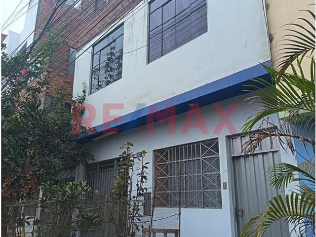 Vendo Casa De 2 Pisos – San Martín De Porres