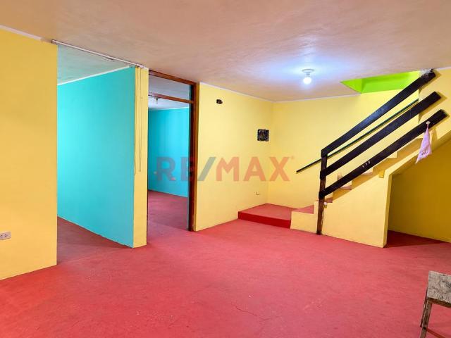 Vendo Casa De 3 Niveles En Paucarpata