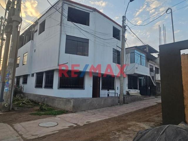 Vendo Casa De 3 Pisos En Pachacamac