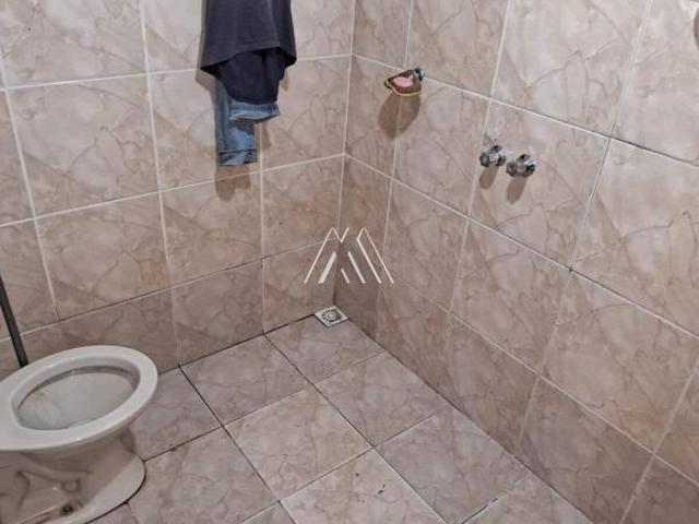 Vendo casa em Carmo do Cajuru com excelente localização!