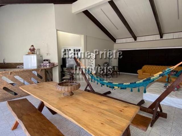 VENDO CASA EM CONDOMÍNIO COM DOIS LOTES E PISCINA – PIRASSUNUNGA