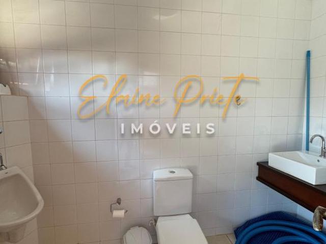 VENDO CASA EM CONDOMÍNIO – ESTILO RÚSTICO MODERNO EM PIRASSUNUNGA