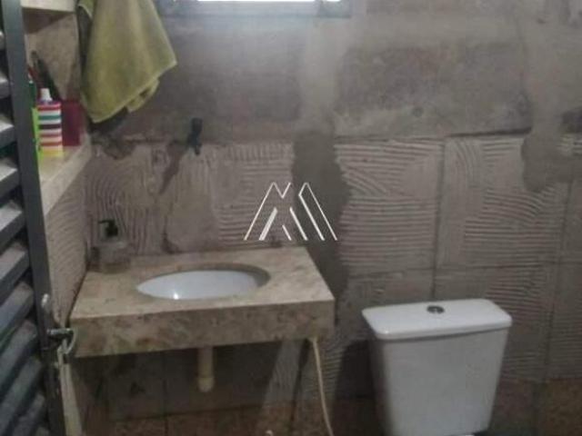 Vendo casa em Itaguara com excelente localização!