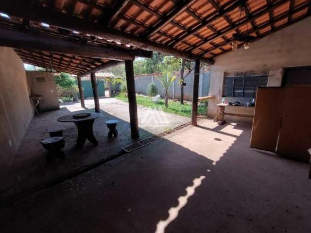 Vendo casa em Itatiaiuçu em excelente localização!