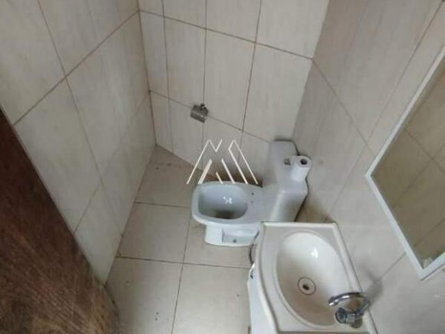 Vendo casa em Itaúna em excelente localização!