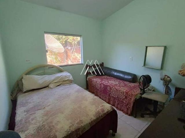 Vendo casa em Itaúna em excelente localização!
