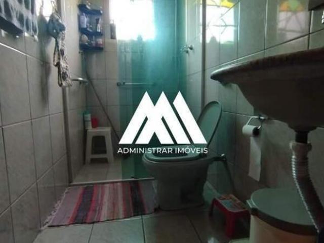 Vendo casa em Itaúna em excelente localização!