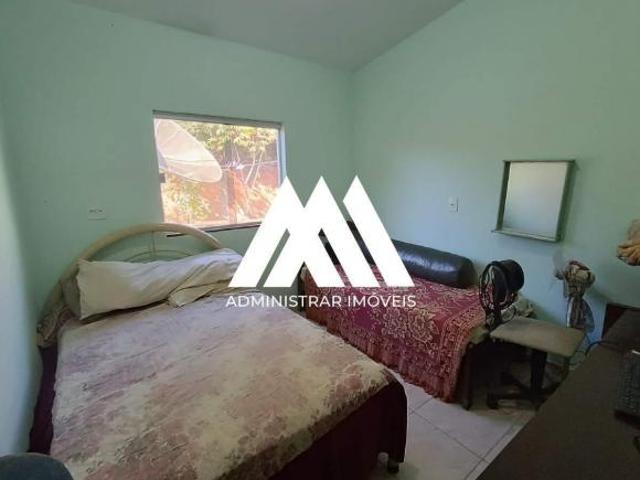 Vendo casa em Itaúna em excelente localização!