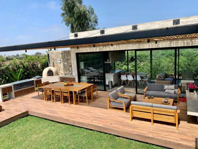 Vendo Casa en Calle Condominio Alqueria Quilmana, N 1, Urb. Las Flores, Quilmana
