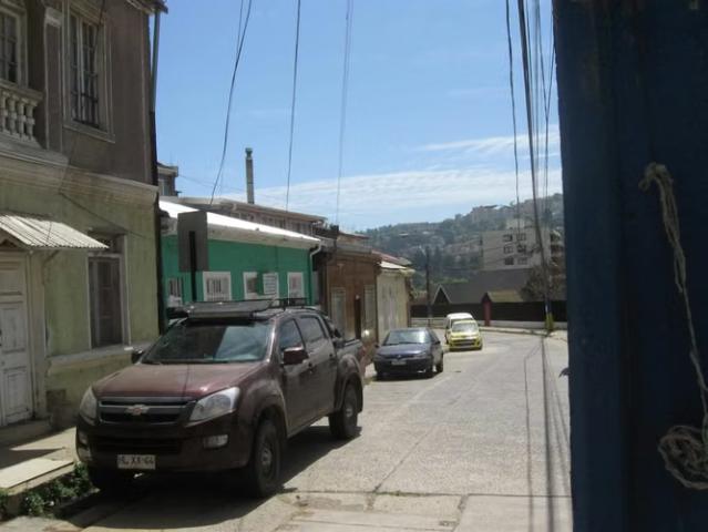 Vendo casa en Chorrillos a pasos de Av. Alvarez | 8 dormitorios por 145000. 00 en Valparaíso