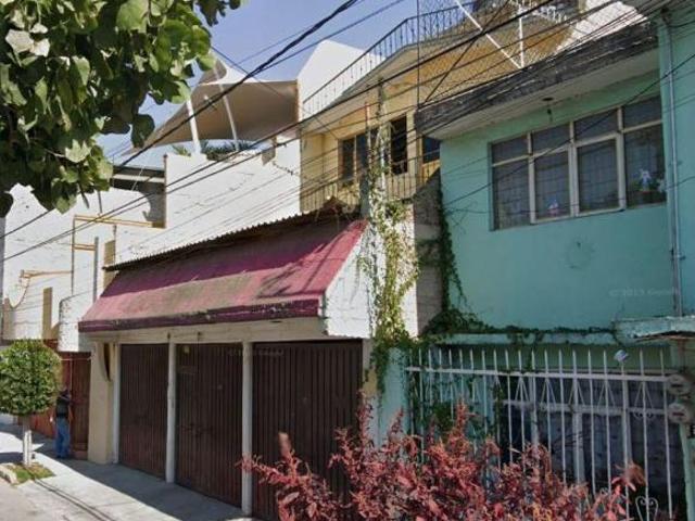 VENDO CASA EN COLONIA METROPOLITANA EN NEZAHUALCÓYOTL