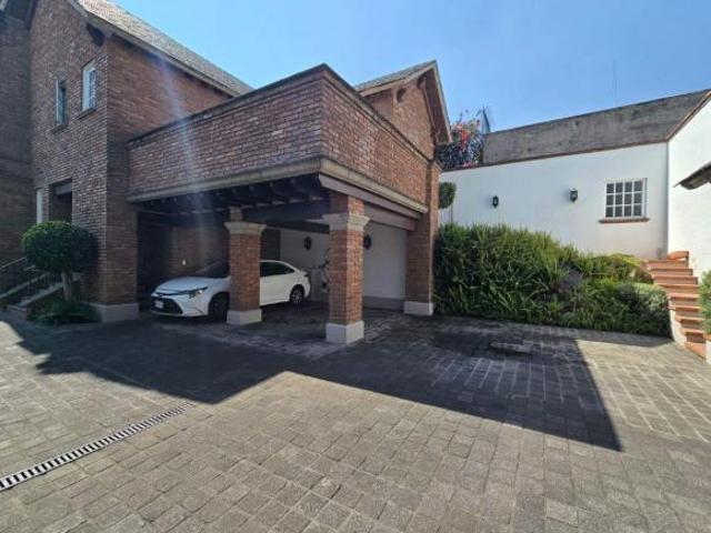 VENDO CASA EN CONDOMINIO DE SOLO 2 CASAS ESTILO INGLÉS EN CALLE LLANURA, JARDINES DEL PEDREGAL