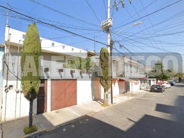 VENDO CASA EN EVOLUCION, NEZAHUALCOYOTL