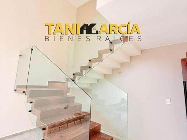Vendo Casa en exclusivo Residencial en Córdoba, Veracruz, 237 m2 construcción