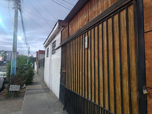 VENDO CASA EN IQUIQUE, SECTOR PLAYA BRAVA