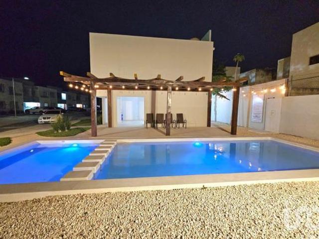 VENDO CASA EN ISLAS CANARIAS 3 REC ZONA SUR, CANCUN, Q.ROO