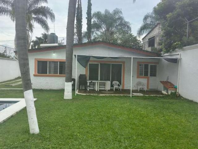 VENDO CASA EN LA COL.Tehuixtlera, MUY CERCA DE OAXTEPEC MORELOS