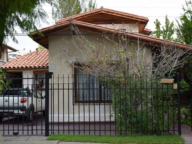 Vendo Casa en Las Condes Excelente ubicación Metro Manquehue