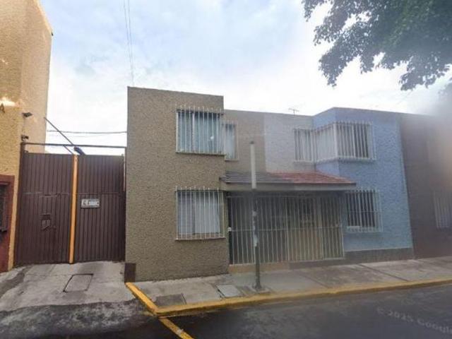 VENDO CASA EN LOMAS ESTRELLA, CERCA DE AVENIDA TLÁHUAC Y PORTAL LOMAS ESTRELLA
