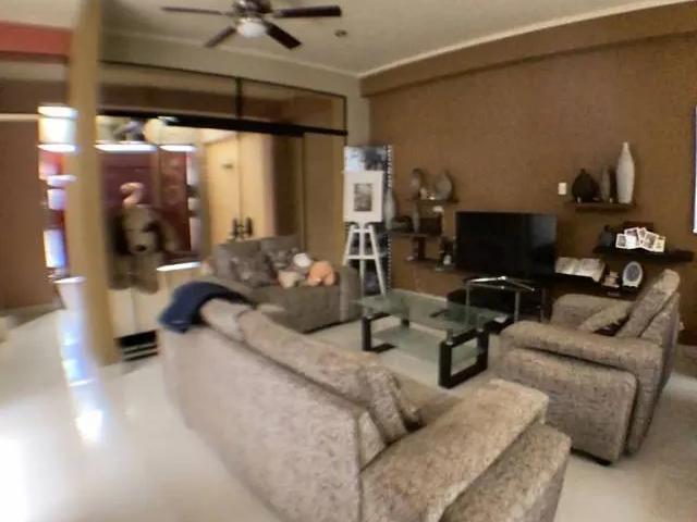 VENDO CASA EN LOS PORTALES