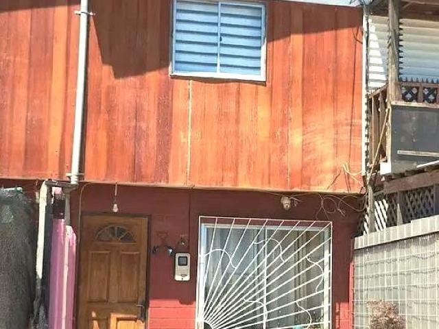 VENDO CASA EN QUILPUE SECTOR MENA