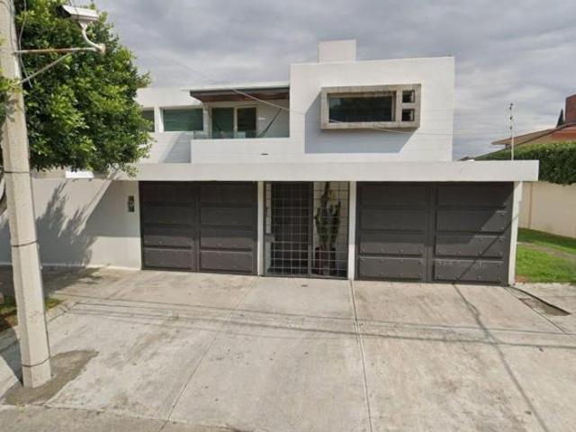 VENDO CASA EN SATELITE