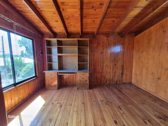 Vendo casa en sector residencial cercano a universidades | 4 dormitorios por 105000. 00 en Chillán