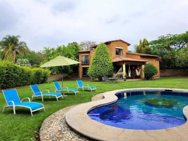 Vendo casa en Tepoztlán Morelos, en zona tranquila
