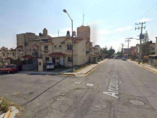 Vendo casa en Urbiquinta Montecarlo, Cuautitlán Izcalli