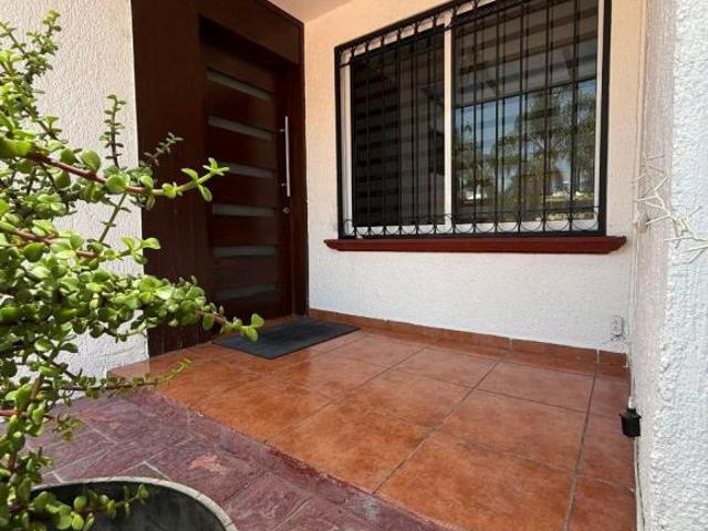 VENDO CASA FRACC PRIVADO LA CAMPIÑA SALIDA A SAN MIGUEL ALLENDE