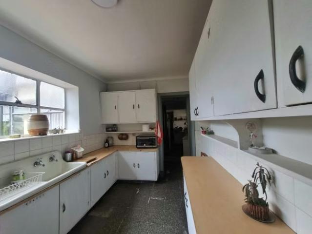 Vendo casa frente a Parque Ecuador en Concepción | 8 dormitorios por 20000.00 en Concepción