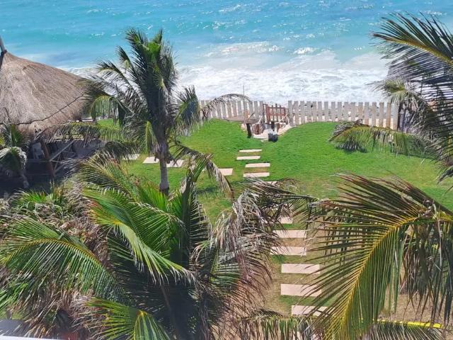 Vendo casa frente al mar isla blanca costa mujeres