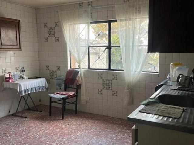 Vendo casa ideal para inversionista