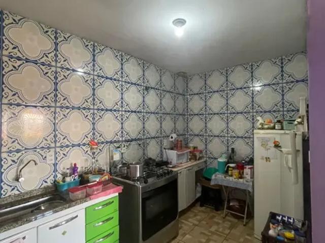 Vendo Casa Recém Reformada no Conjuntos Tiradentes/ Aceita Financiamento Bancário