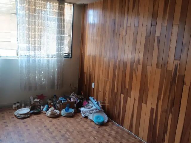 VENDO CASA SOLA EN CALLE SAN SALVADOR