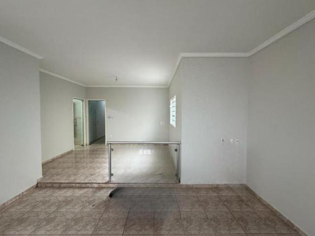 VENDO CASA 03 DORMITÓRIOS, CIDADE JARDIM – PIRASSUNUNGA – SP