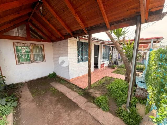 Vendo casa 3d 1b estacionamiento en pasaje tranquilo | 3 dormitorios por 90000. 00 en Puente Alto
