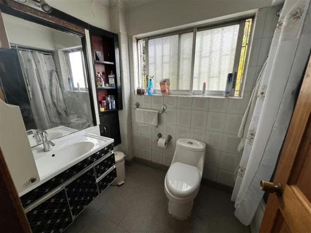 Vendo casa 3dormitorios 2Baños. La Reina metro plaza egaña | 3 dormitorios por 9800.00 en La Reina