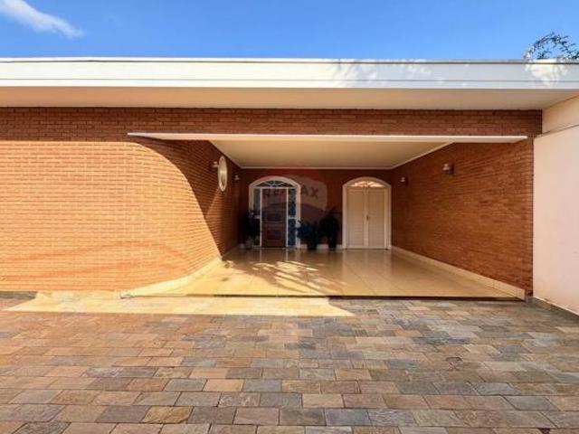 VENDO CASA 402 M2 TERRENO E 230 M2 ÁREA ÚTIL 3 QUARTOS 5 VAGAS HOMEOFFICE JARDIM SÃO LUIZ