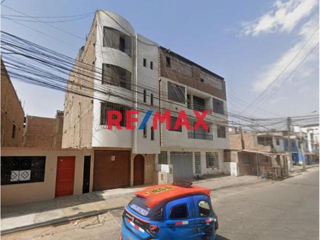 Vendo Casa/Edificio De 5 Pisos En San Juan De Lurigancho