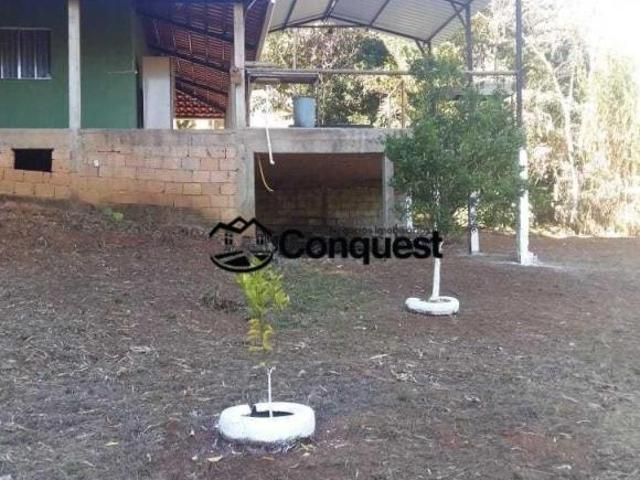 Vendo Chácara 3 quartos sendo 1 suite, terreno 2.500M² e 3 lagoas, muita agua ! Santa Terezinha M