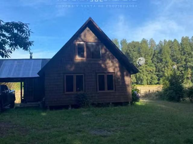 Vendo Cómoda Casa 2 Pisos en Reumen 1798 | dormitorios por 135000. 00 en Valdivia