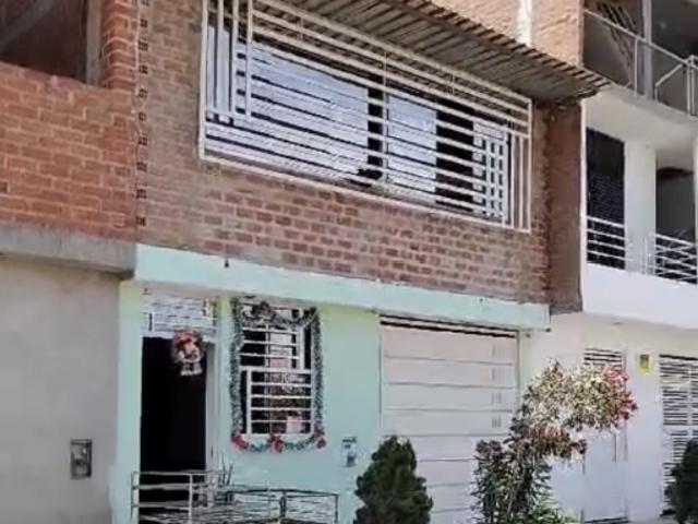 VENDO CÓMODA CASA EN LA PLANICIE