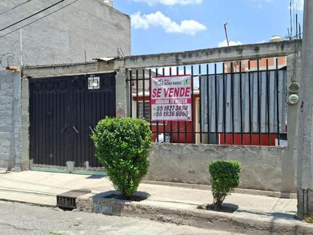 VENDO DE UNA PLANTA EN JARDÍNES DE MORELOS SECCIÓN PLAYAS, ECATEPEC DE MORELOS