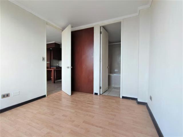 Vendo depto en santiago centro 1d1b 1650 uf 1571 | dormitorios por 1600.00 en Santiago