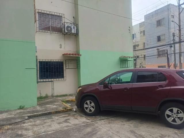 VENDO DEPTO PLANTA BAJA LOS PINOS