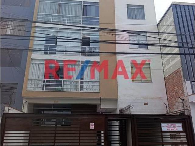 Vendo Departamento 2Do Piso Con Cochera