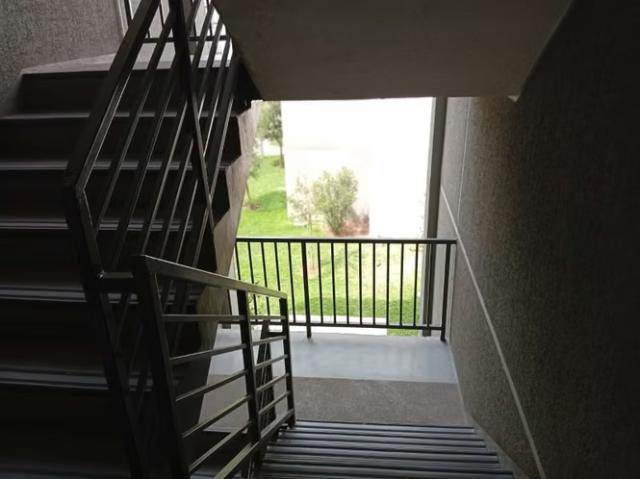 Vendo departamento casi nuevo en tercer piso 2d 1b 1e p. A.C | 2 dormitorios por 100000. 00 en Pedro Aguirre Cerda